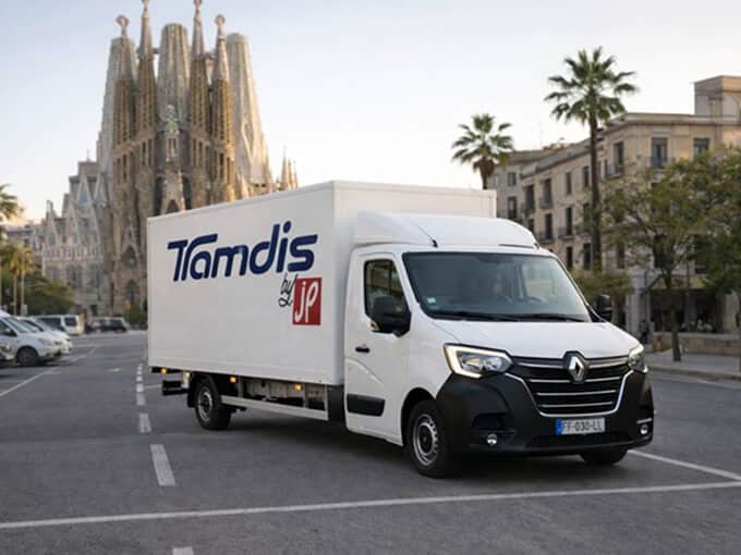 Camion jp home dans la ville de Barcelone
